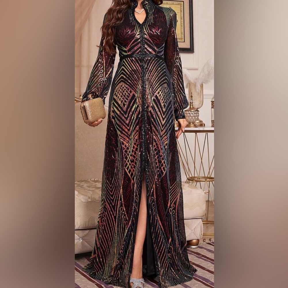 Elegant Black and Gold Sequin Dress